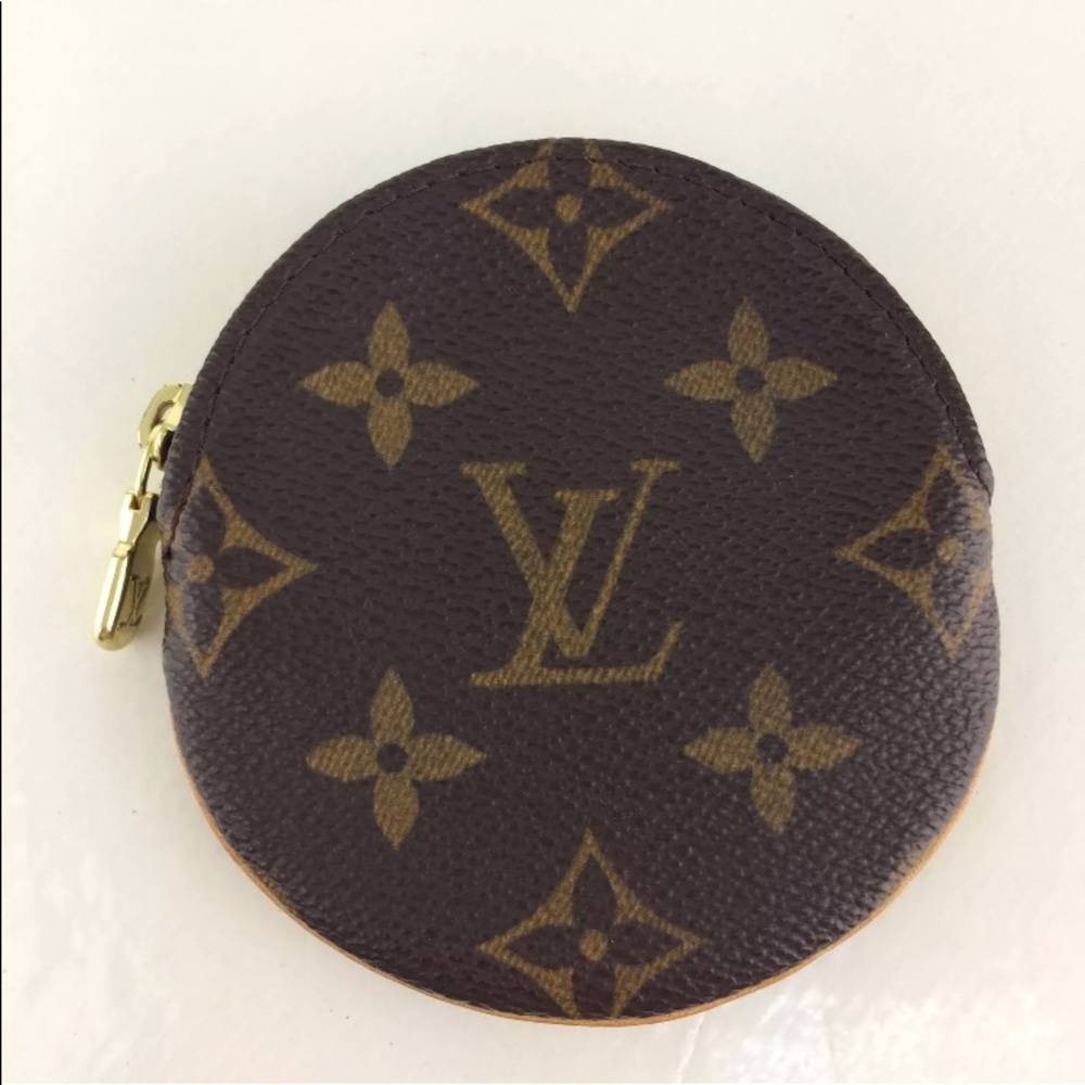 ❌Sold❌Louis Vuitton Monogram  Round Coin Purse - Picture 2 of 8
